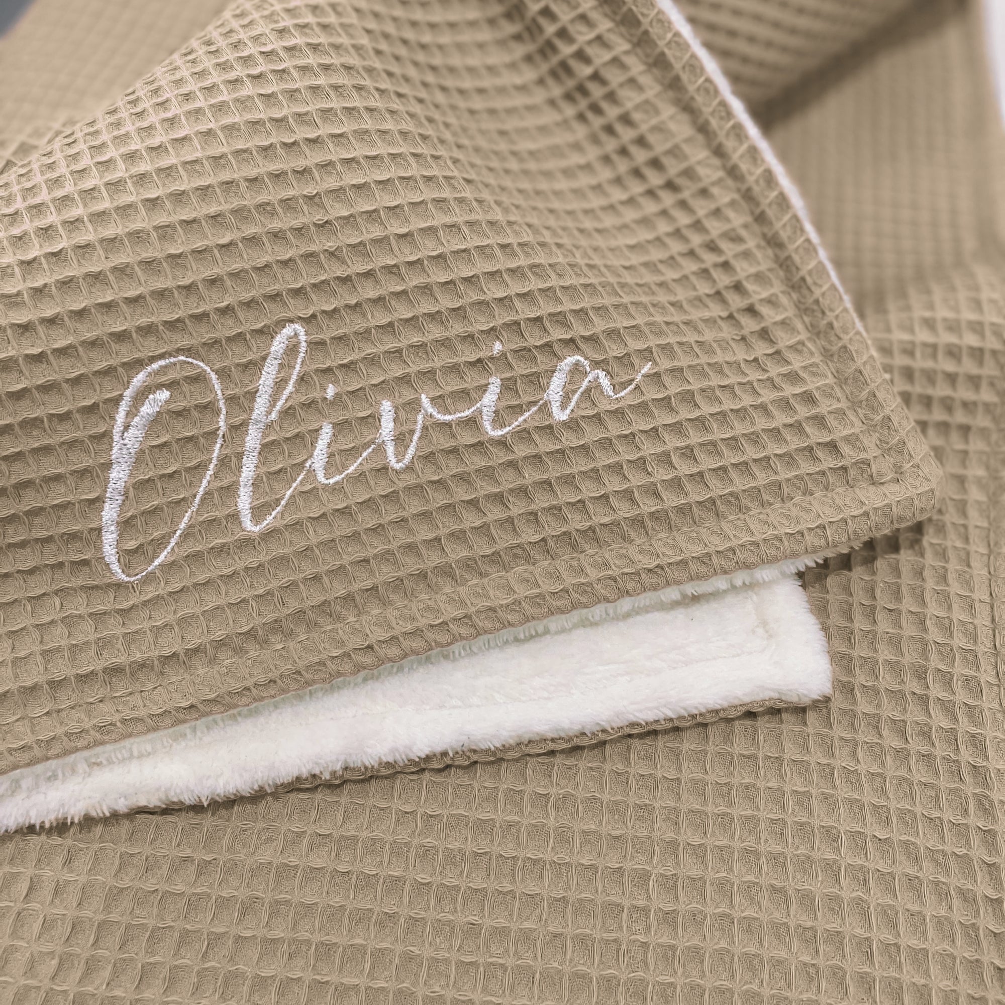 Babydecke mit Namen - 70 x 100 cm • Latte Macchiato