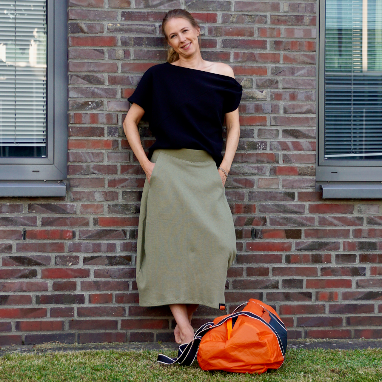 Twister Top EVE - by CYKLUS