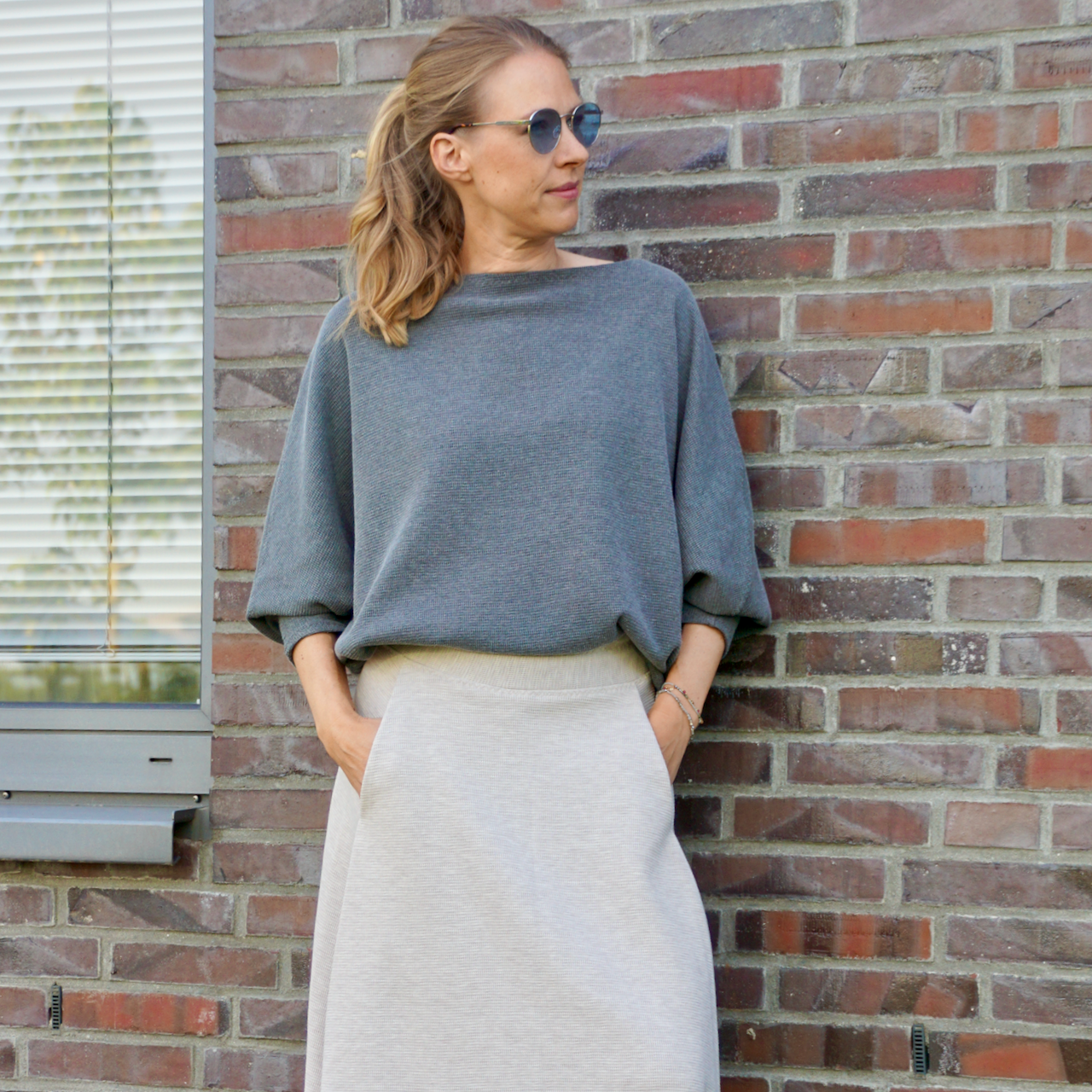 Pullover CLARA - by CYKLUS