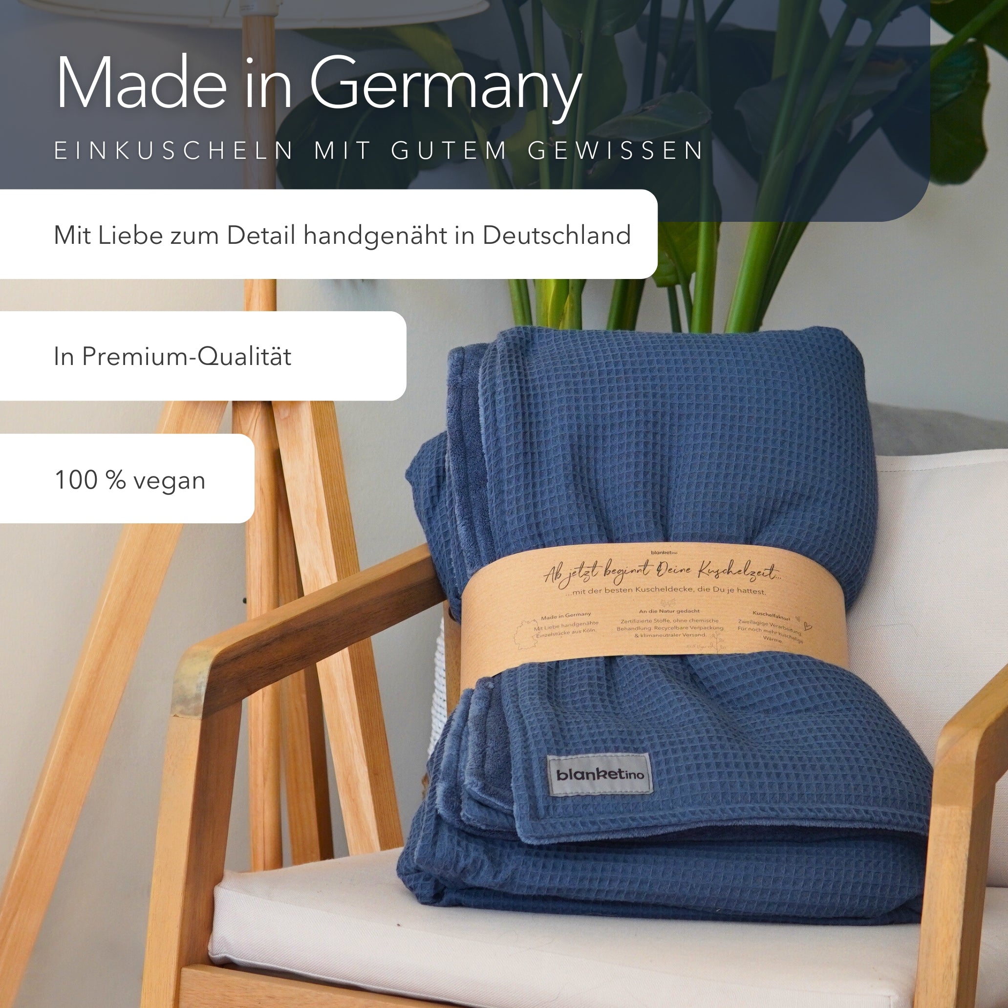 Kuscheldecke "Vollkommen" Dunkelblau