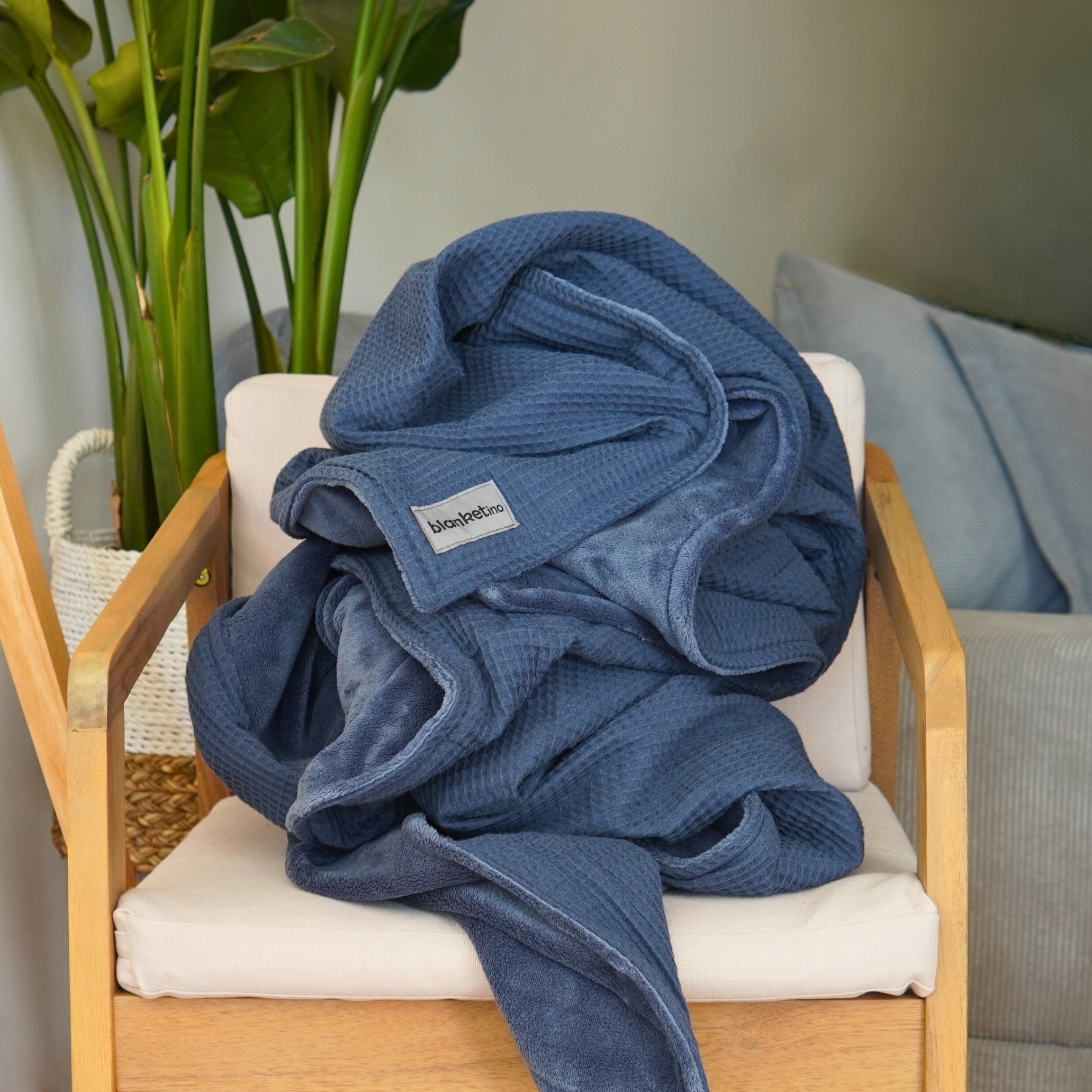 Kuscheldecke "Vollkommen" Dunkelblau