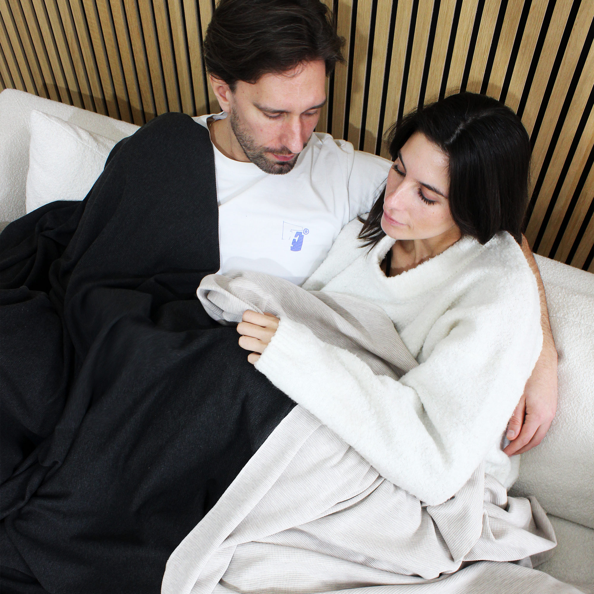 Leichte Baumwolldecke • 150 x 210 cm • Anthrazit