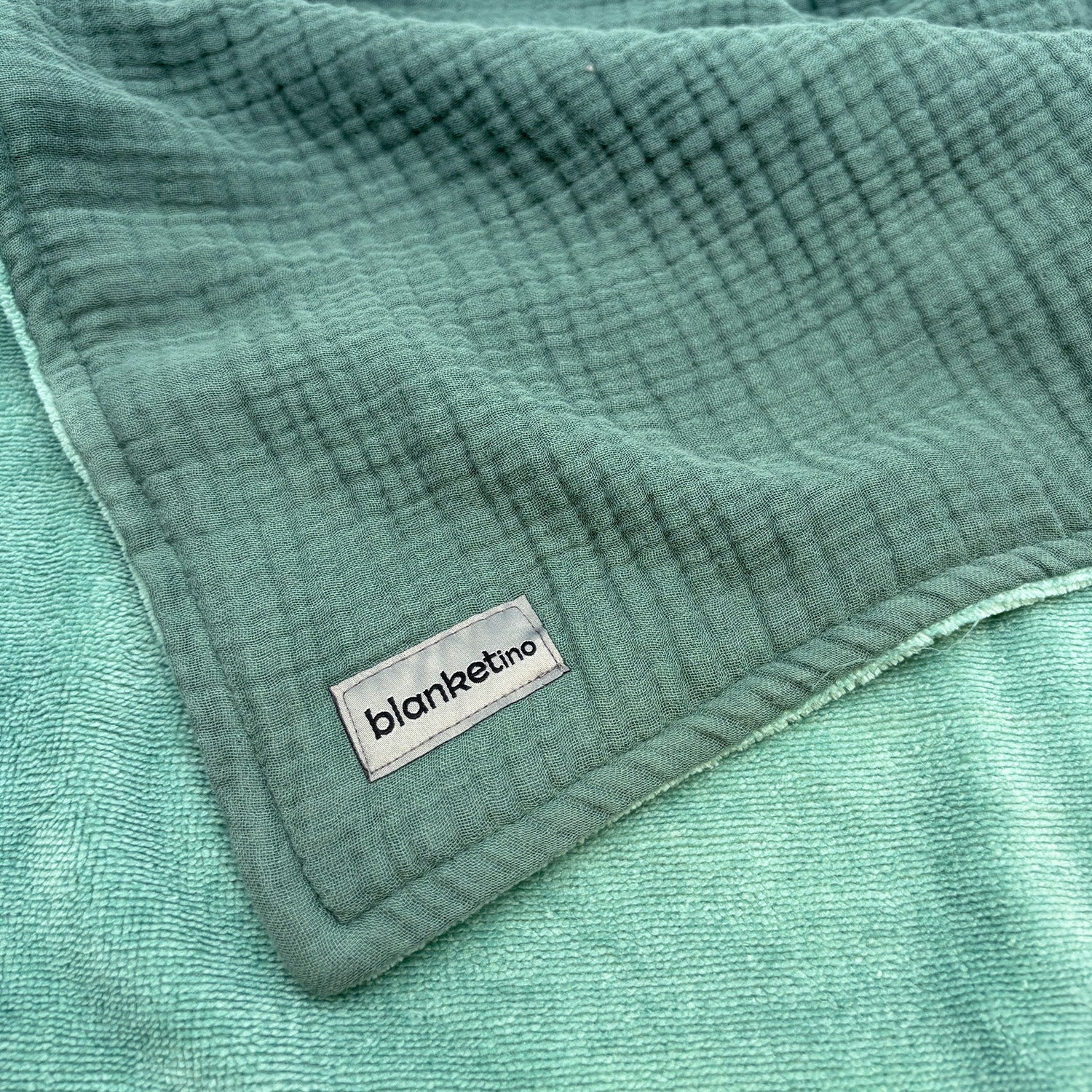 Musselin Babydecke mit Namen - 70 x 100 cm • Dschungelgrün