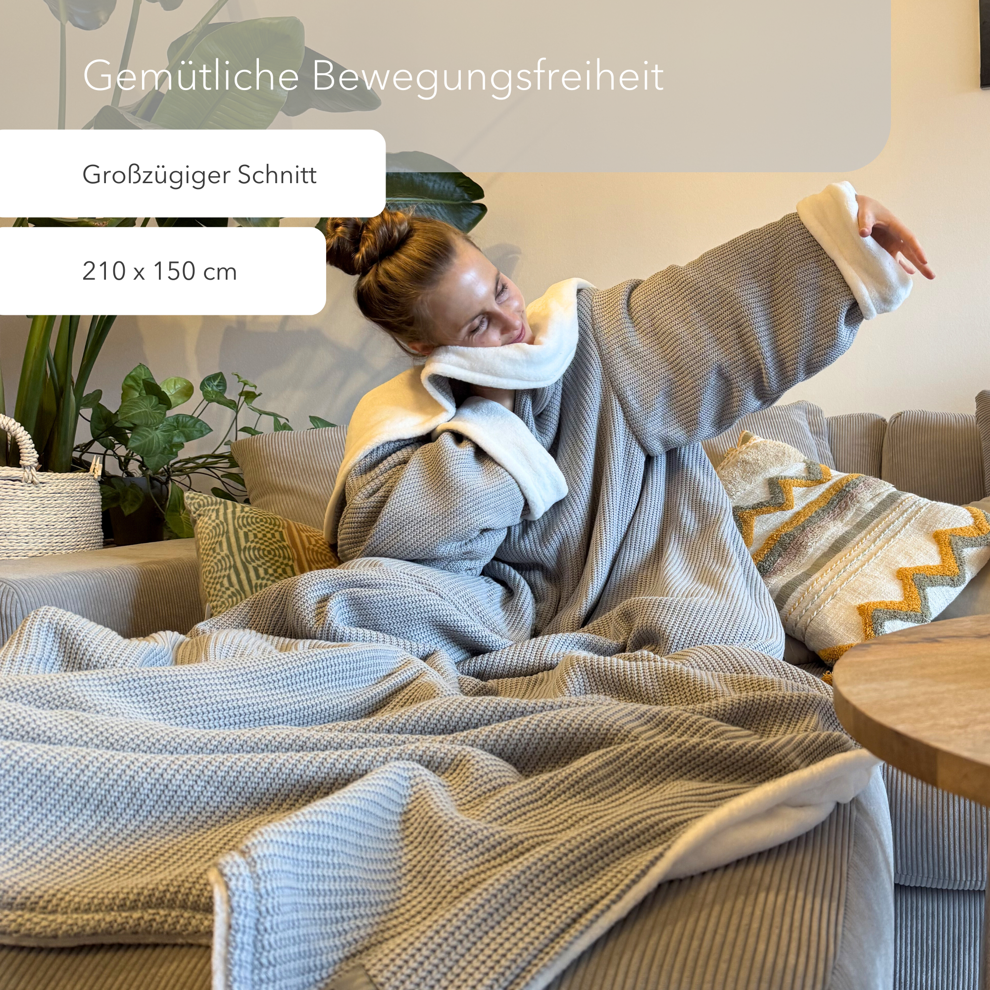 Kuscheldecke mit Ärmeln · Baumwollstrick · Seidengrau