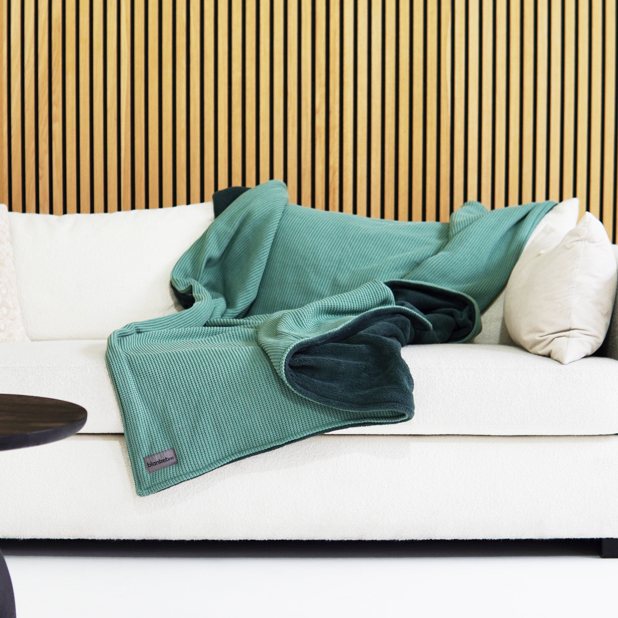 Kuscheldecke mit Baumwollstrick • Seegrün-Smaragdgrün