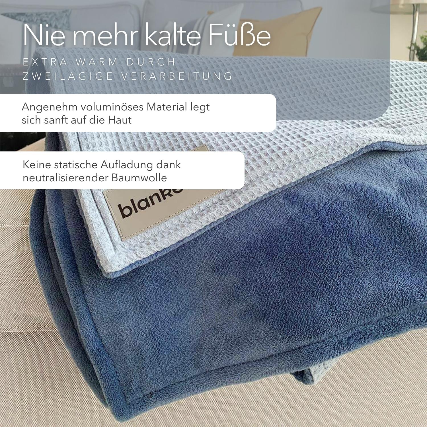 Kuscheldecke "Vollkommen" Wolkenblau · Meeresblau