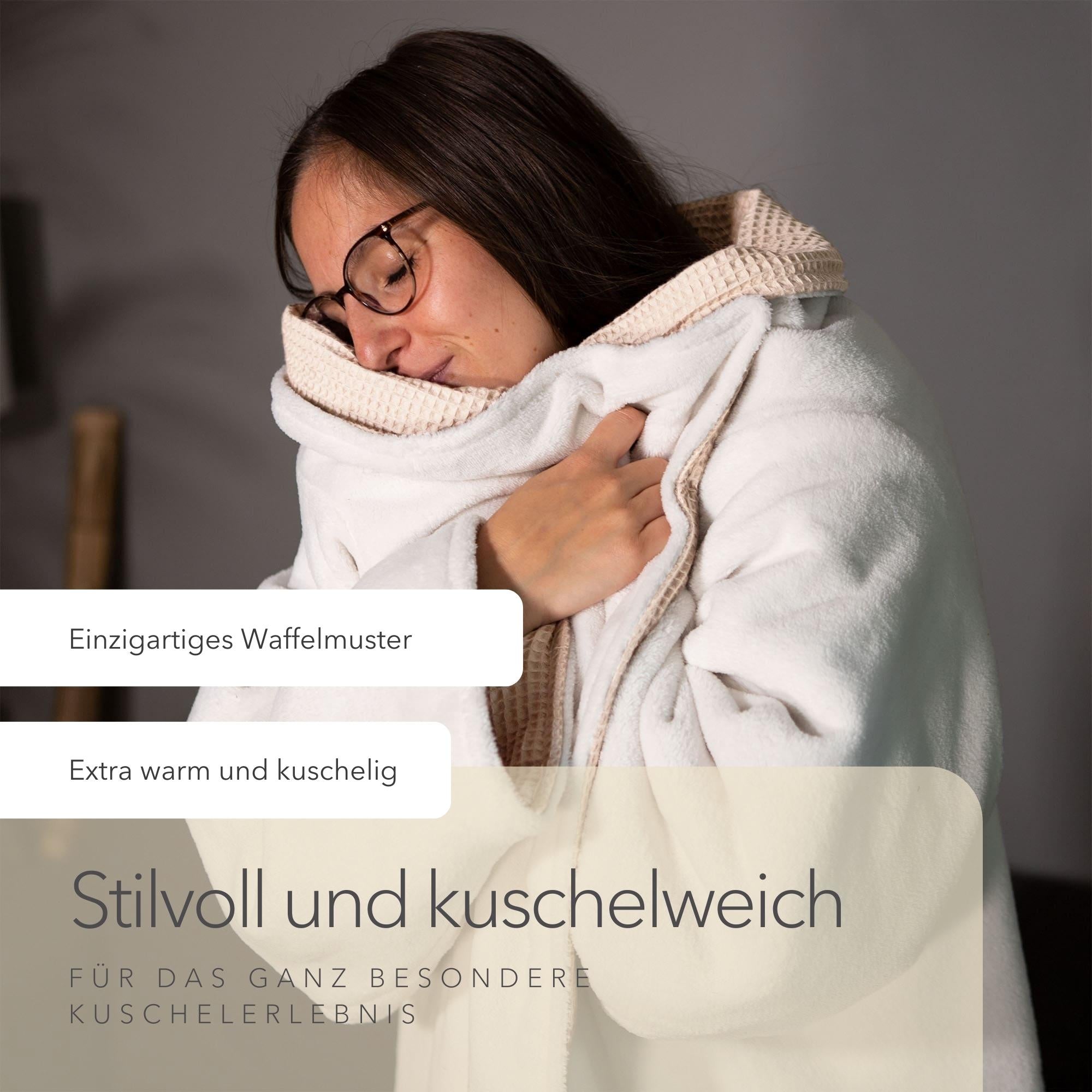 Kuscheldecke mit Ärmeln • Vollkommen • Creme • Sandweiß