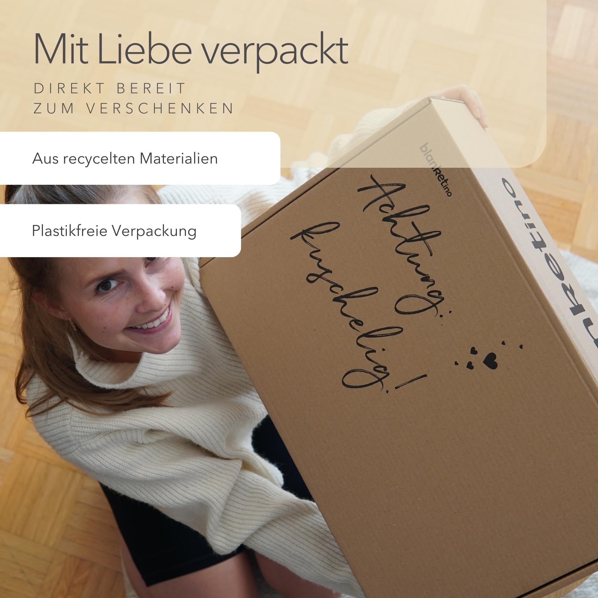 Kuscheldecke mit Ärmeln · Vollkommen · Creme · Sandweiß