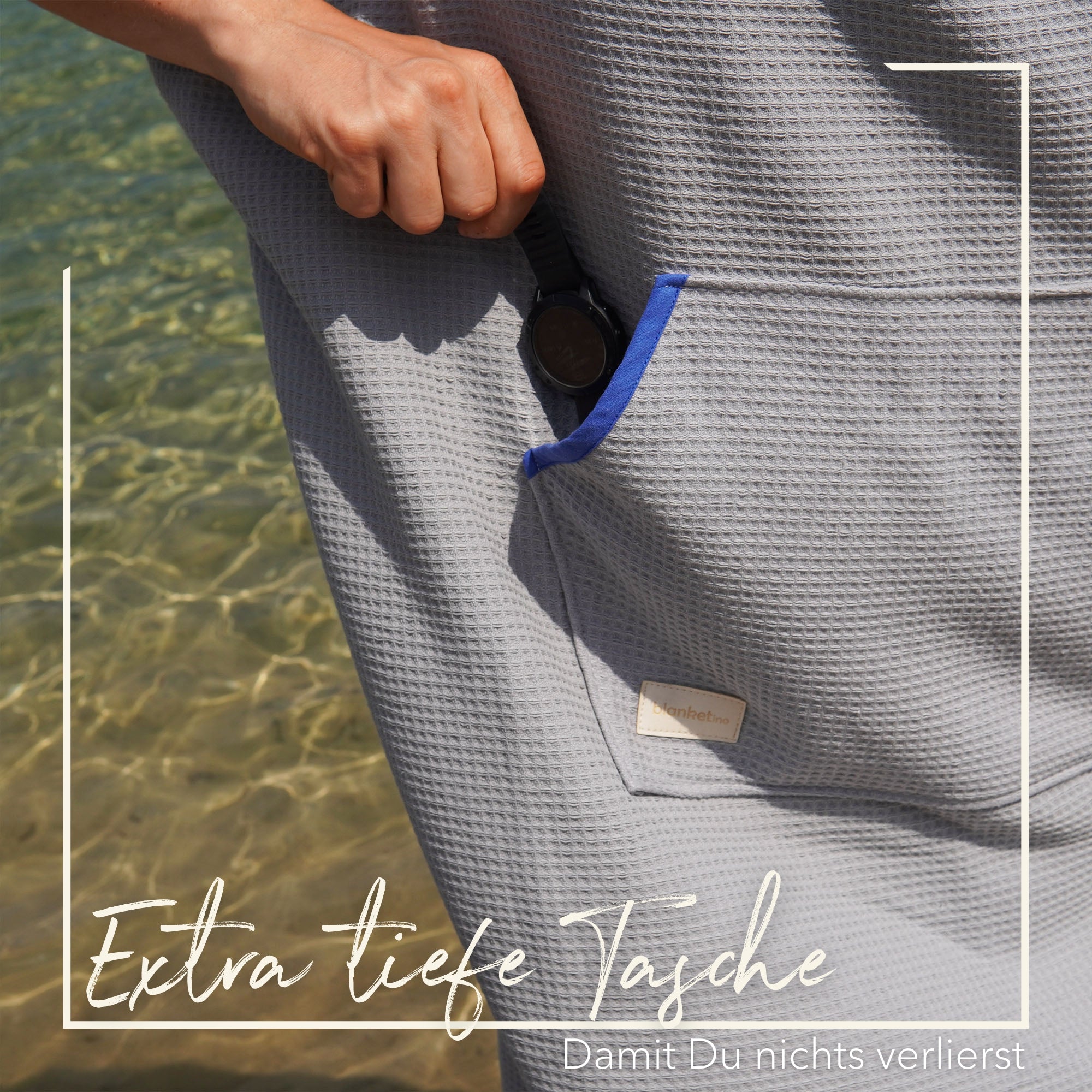 Poncho für Strand und Sauna • Steingrau • mit blauem Akzent