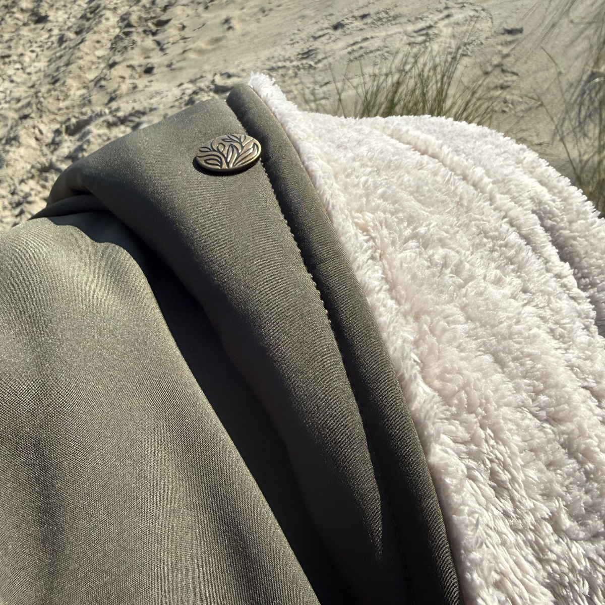 Campingdecke mit Knöpfen · Outdoor · 150x210 cm · Khaki