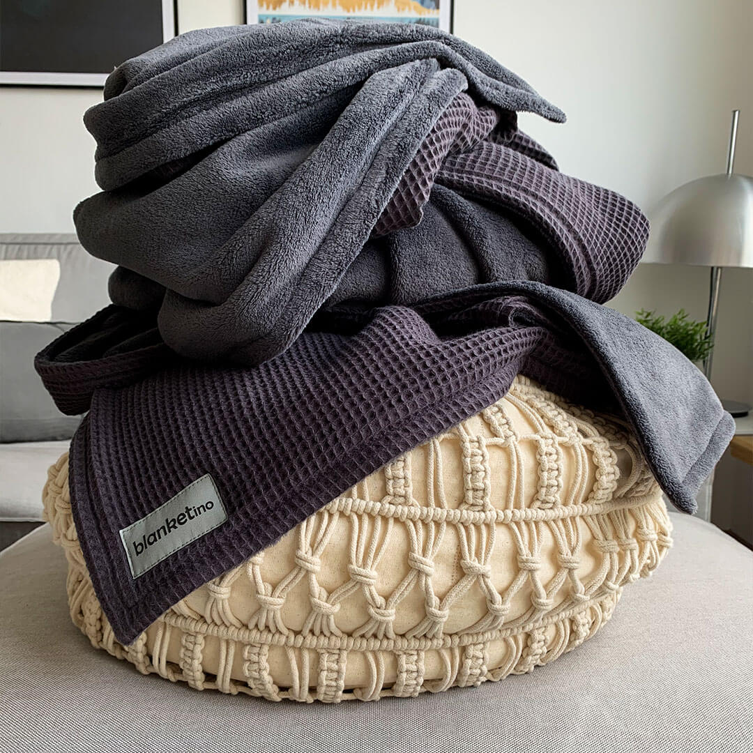 Kuscheldecke • Vollkommen • 210 x 145 cm • "Classic" • Vulkangrau