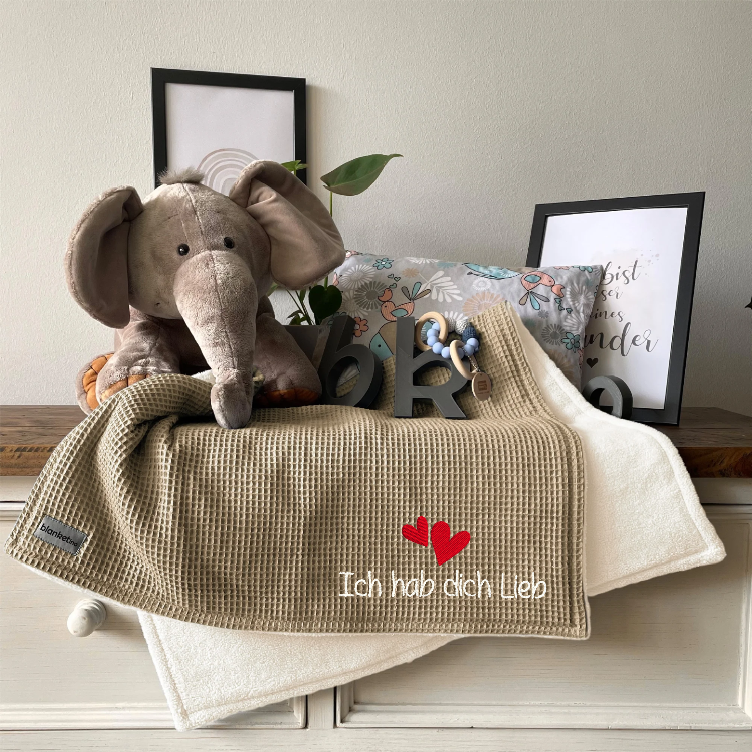Babydecke mit Namen - 70 x 100 cm • Latte Macchiato