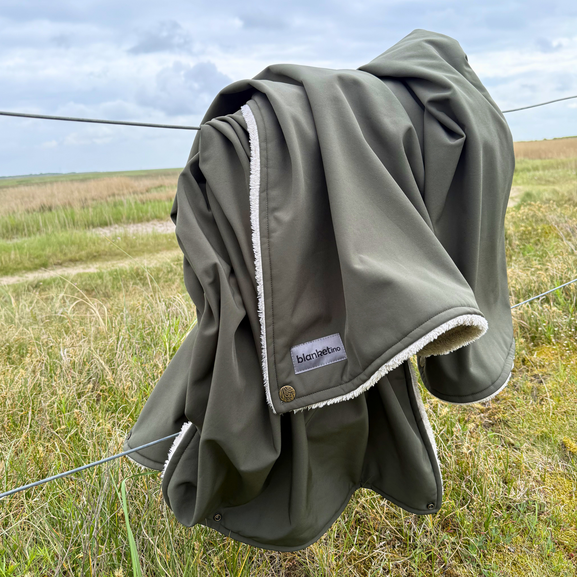 Campingdecke mit Knöpfen · Outdoor · 150x210 cm · Kakhi