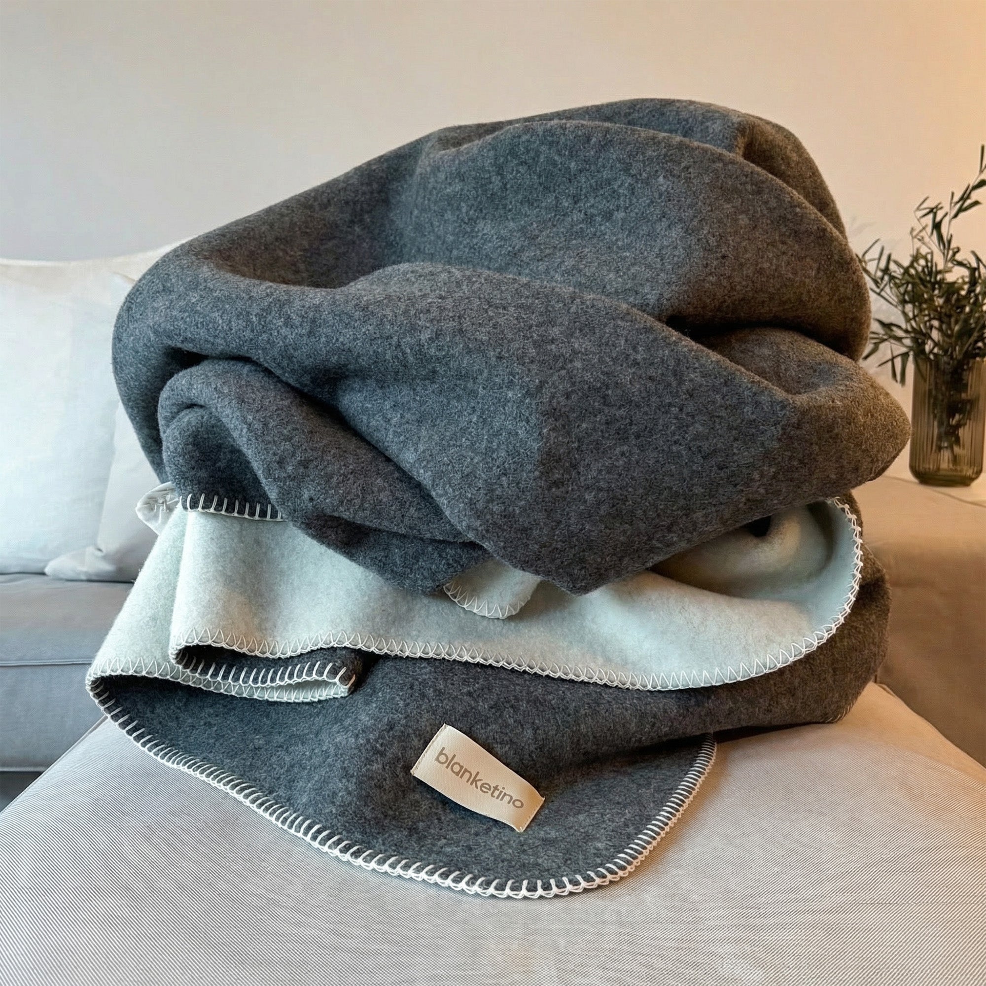 Wolldecke · Merino · 150x210 cm · Grau