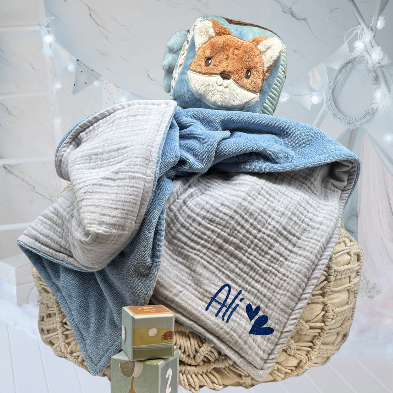 Musselin Babydecke mit Namen - 70 x 100 cm • Blau-Grau