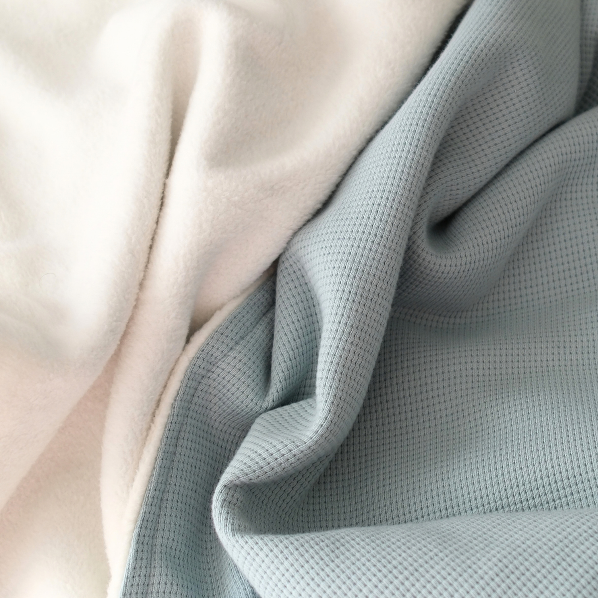 Kuscheldecke aus Baumwolle · 140 x 210 cm · Mint Blau