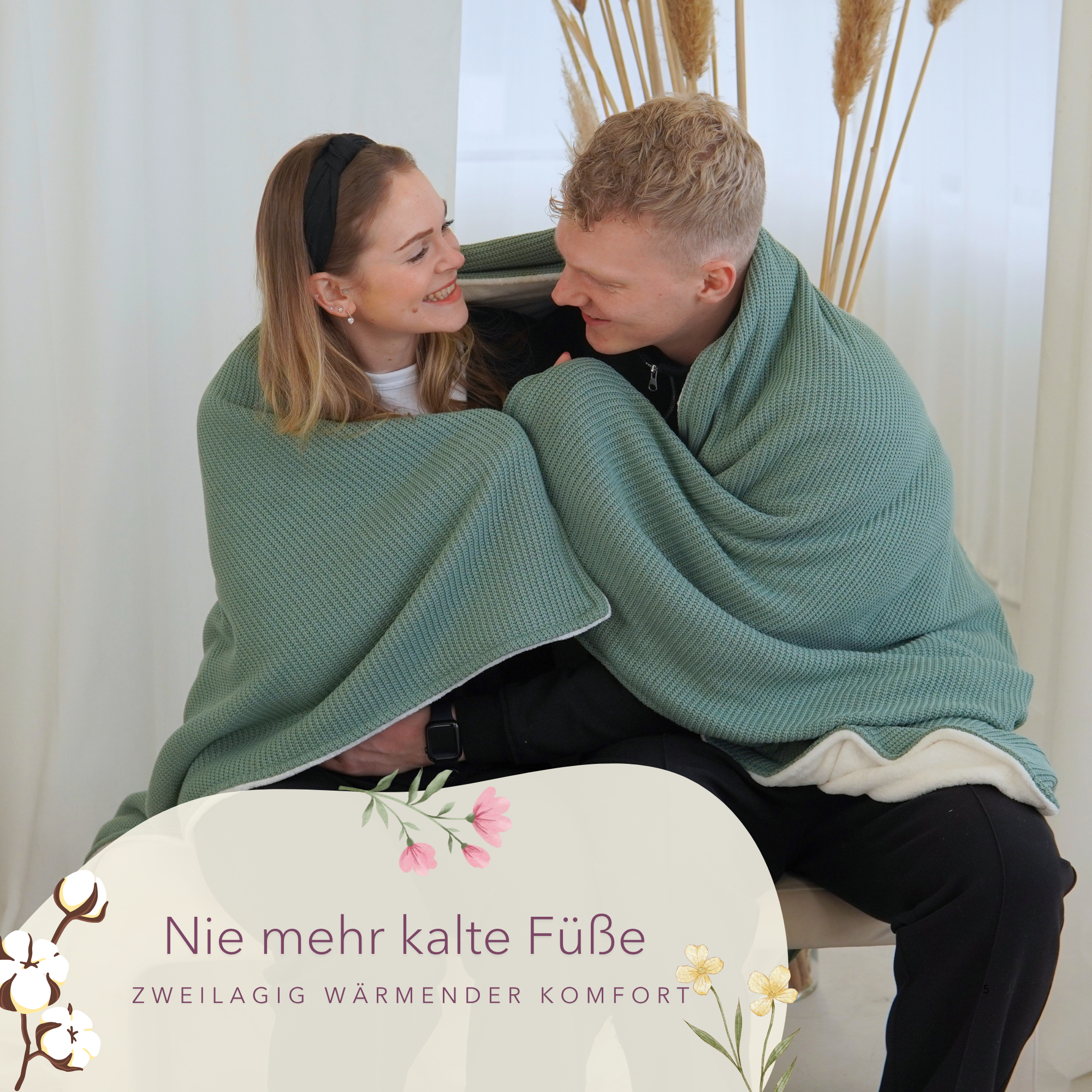 Kuscheldecke mit Baumwollstrick · Seegrün