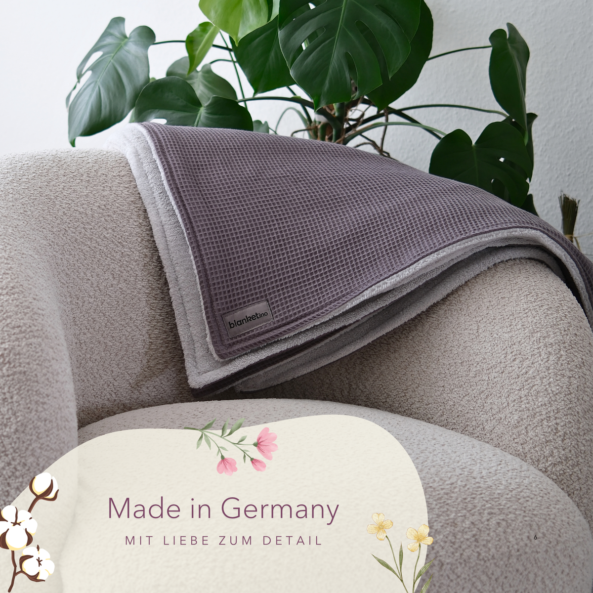 Weiche Kuscheldecke "Vollkommen" von blanketino.de in Gletschergrau, gemütlich und warm für Sofa und Bett, deutsche Qualität