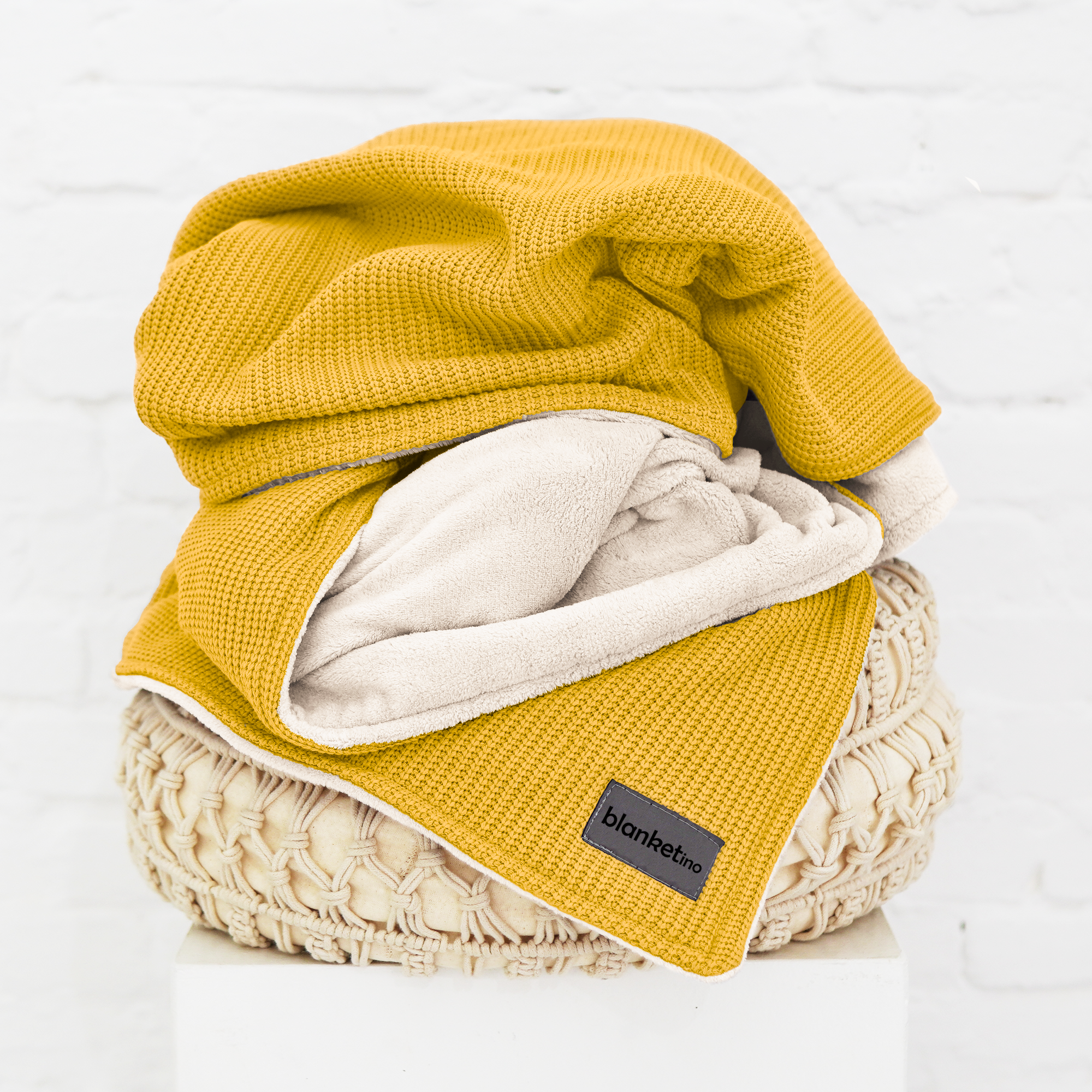 Kuscheldecke mit Baumwollstrick • Senfgelb