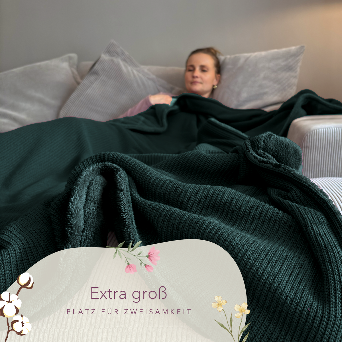 Kuscheldecke mit Baumwollstrick · Smaragdgrün