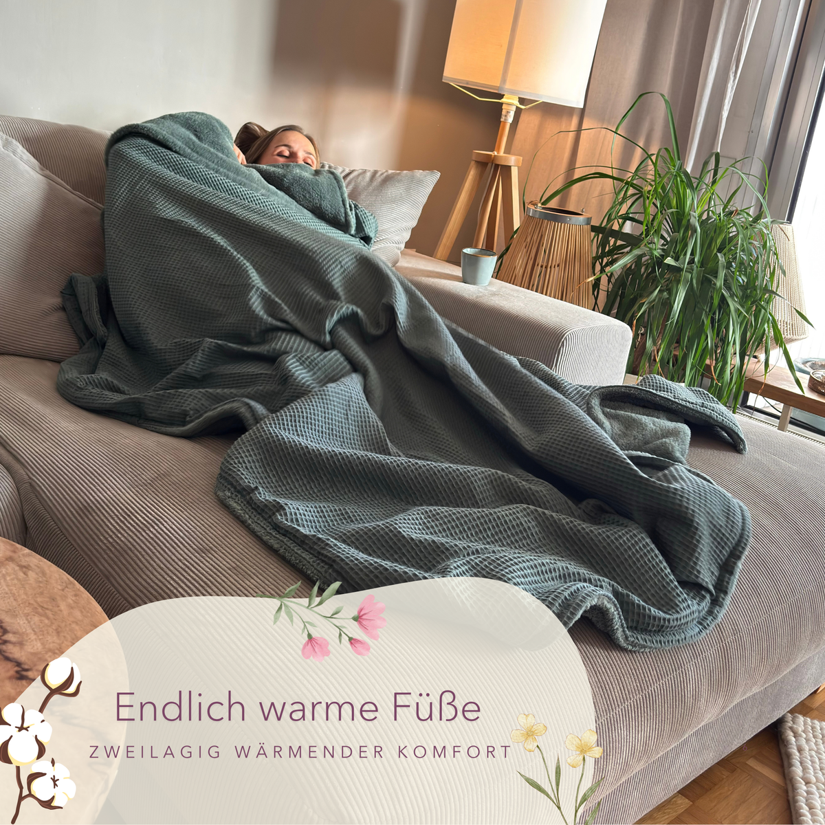 Kuscheldecke mit Ärmeln · Vollkommen · Eukalyptusgrün