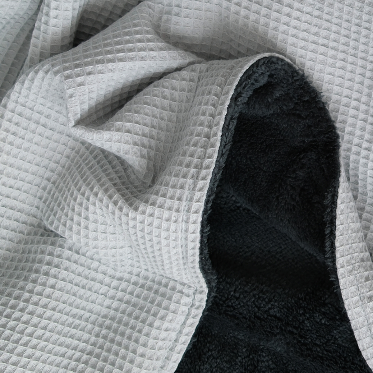 Kuscheldecke mit Ärmeln · Vollkommen · Mint · Smaragdgrün