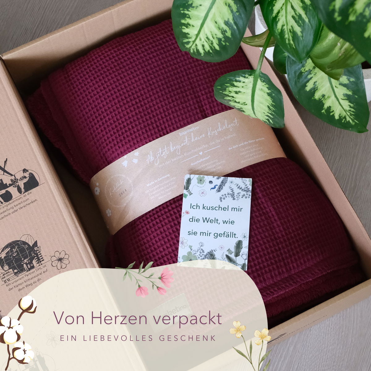 Kuscheldecke mit Ärmeln · Vollkommen · Waldbeerrot