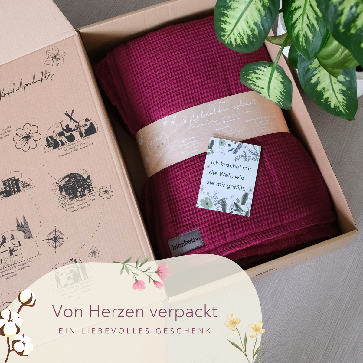 Kuscheldecke "Vollkommen" · Waldbeerrot