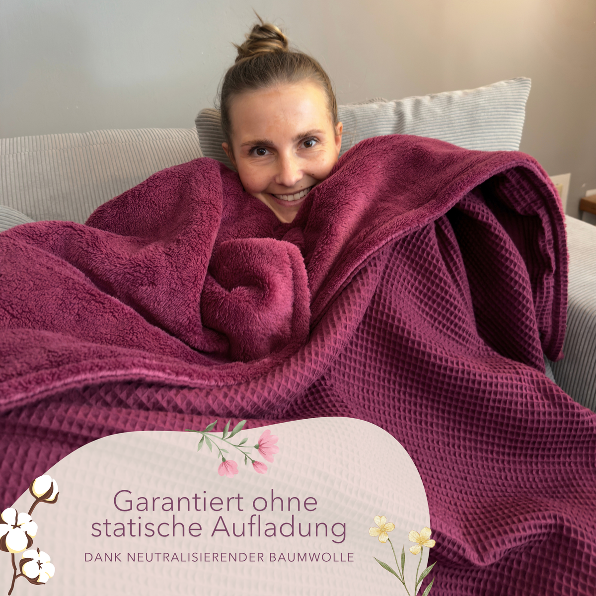 Kuscheldecke "Vollkommen" · Waldbeerrot