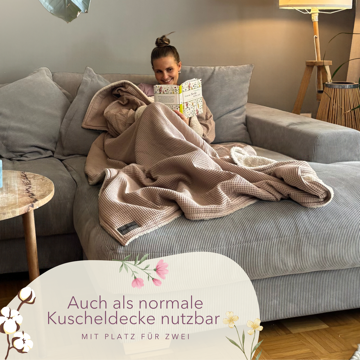 Kuscheldecke mit Ärmeln · Vollkommen · Cappuccino