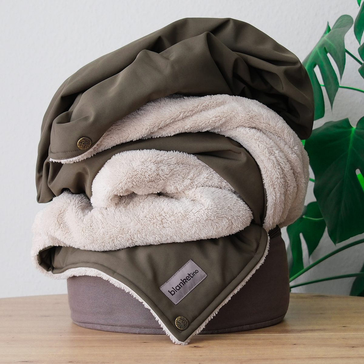 Campingdecke mit Knöpfen · Outdoor · 150x210 cm · Khaki