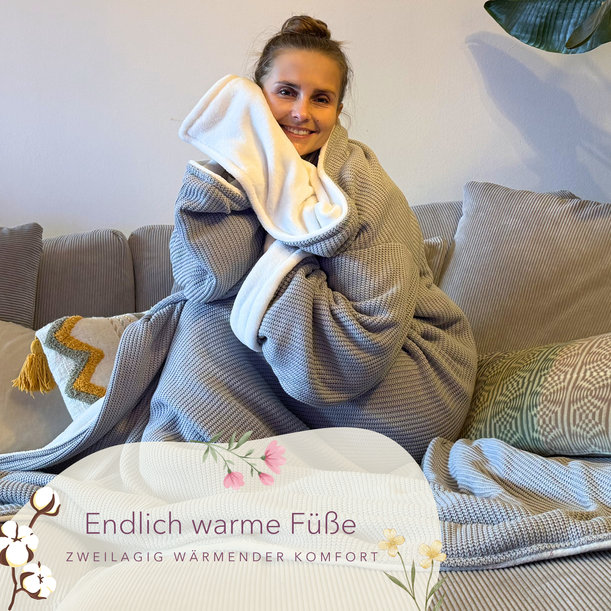 Kuscheldecke mit Ärmeln · Baumwollstrick · Seidengrau - blanketino.de